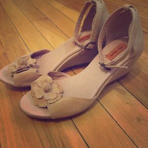 Miz Mooz Tan Flower Wedges